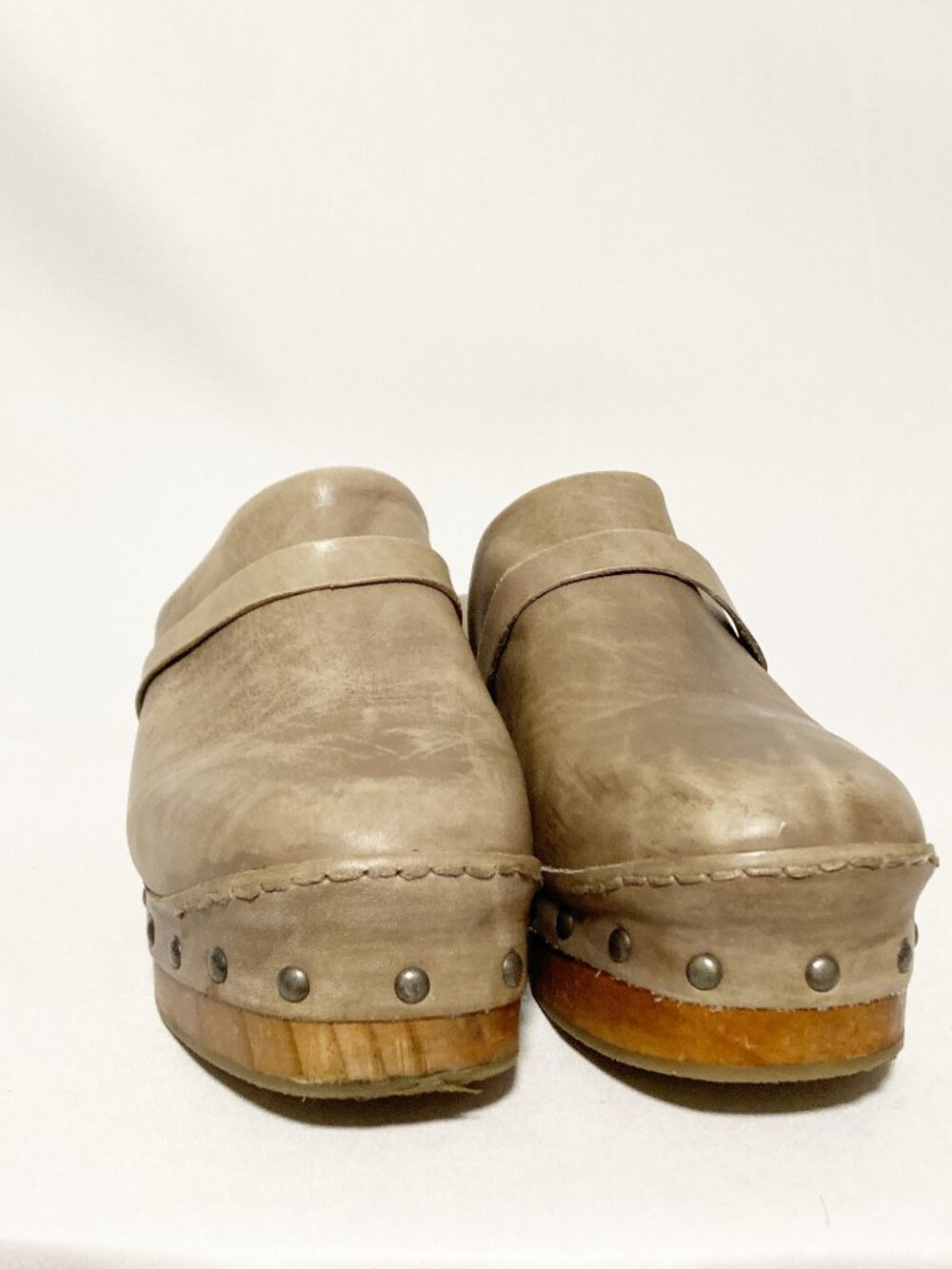 Free People Calabasas Studded Leather Mule Clog Size 38.5 - Picture 2 of 9